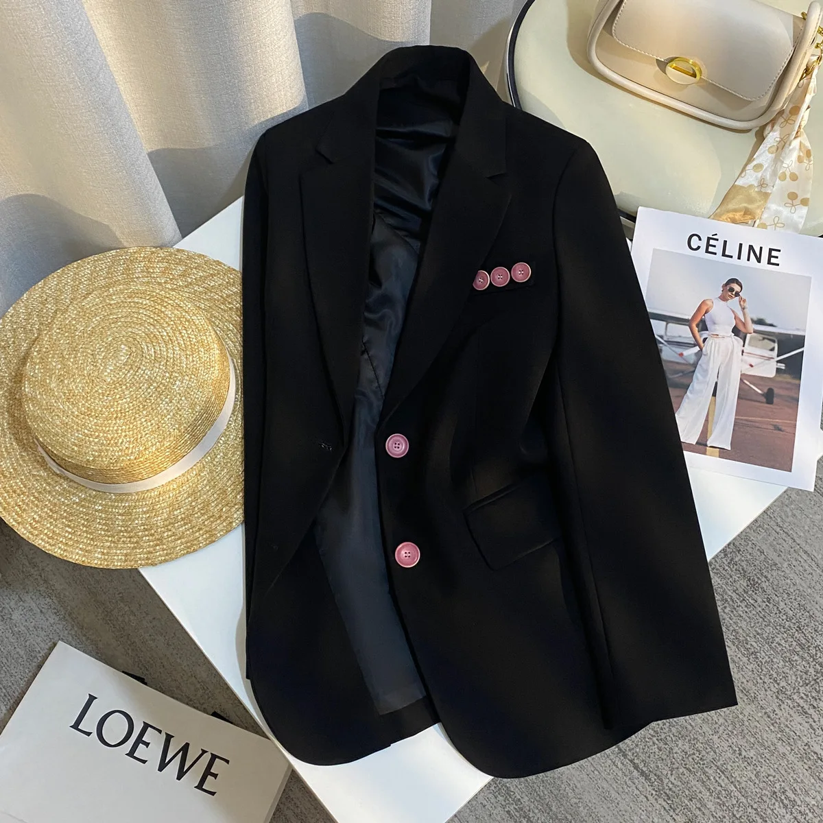 2024 early spring new design sense black suit jacket women\'s casual fashion sense small suit  cropped blazer