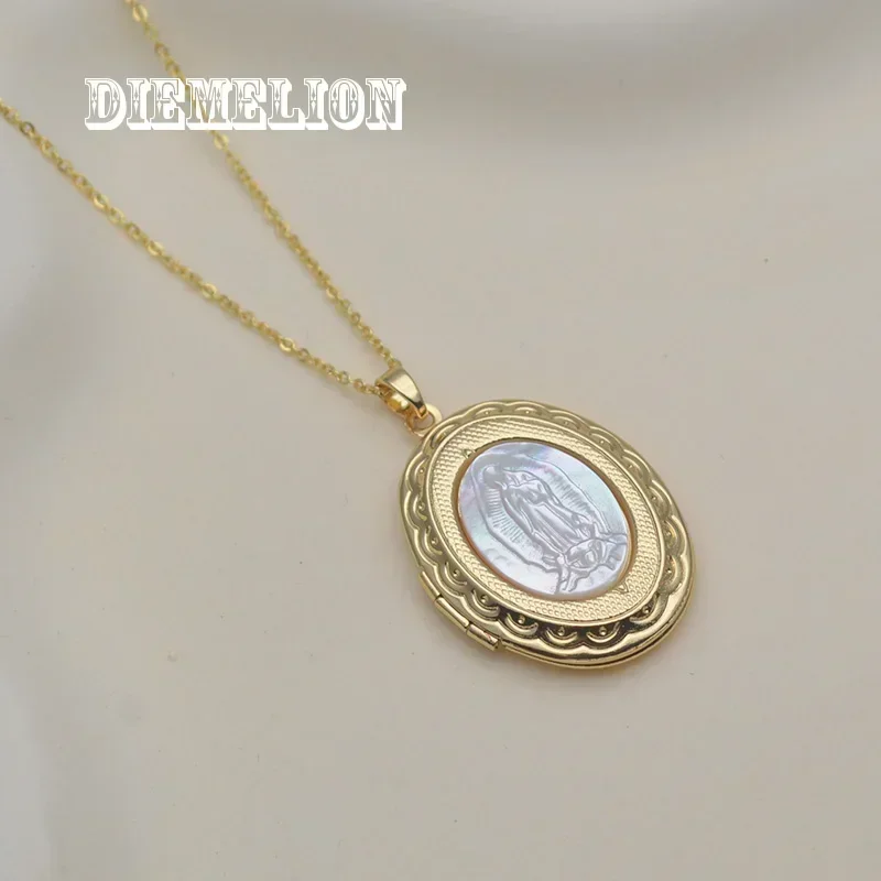 Luxury 18K Gold Plated Natural MOP Shell Oval Medal Religious Virgin Pendant Necklace for Women Can Opened Closed To Hold Photos