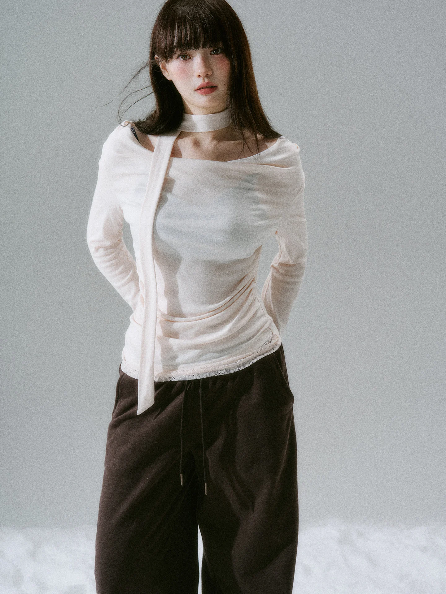 

Футболка Lost Forest Early Spring Light Pink из шерсти с кружевной отделкой, облегающая, сексуальная, универсального кроя, с длинным рукавом, дышащая, тонкая, для девушек.