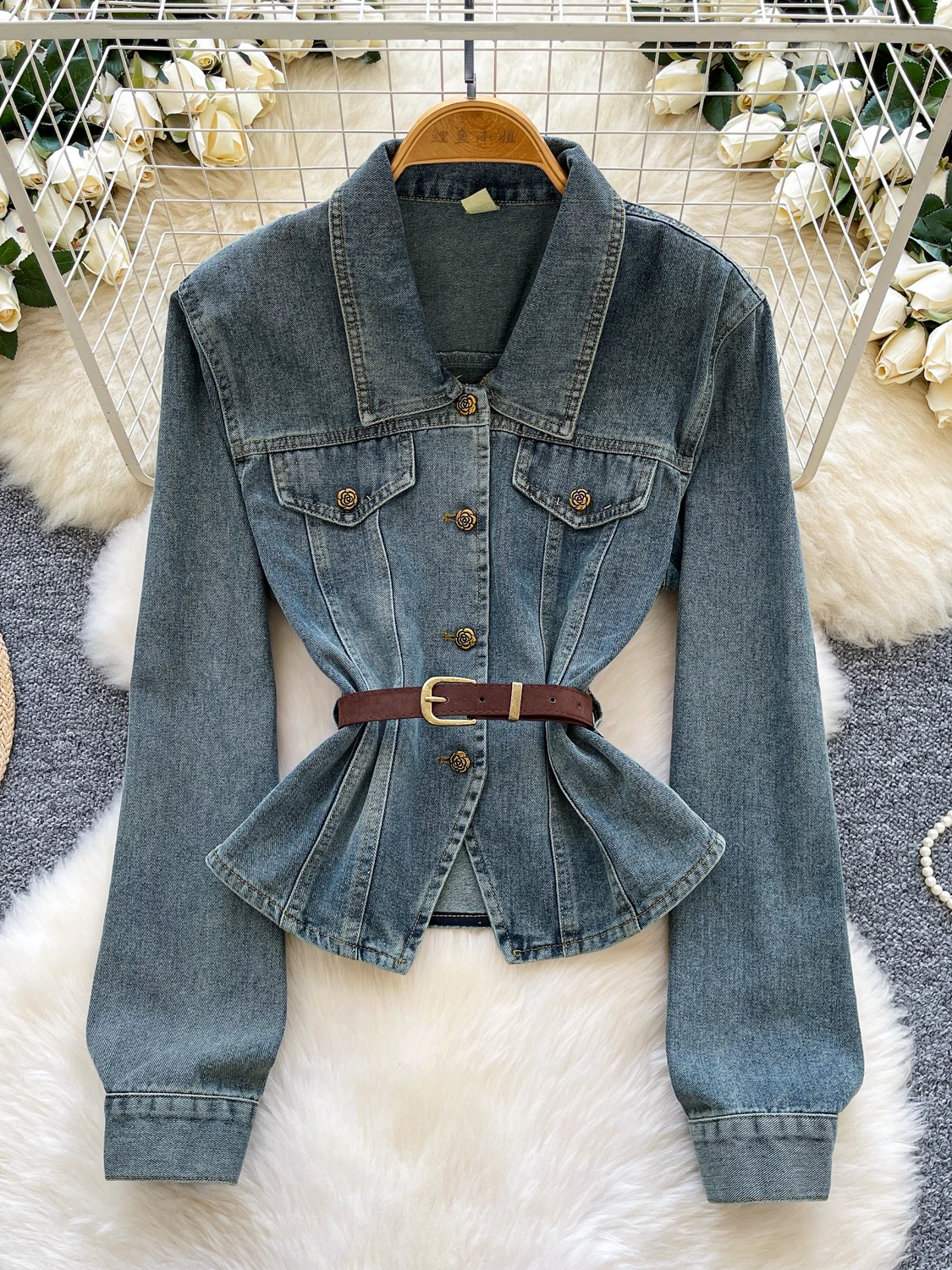 

Длинное джинсовое джинсовое платье в стиле ретро с завязкой на талии, женская модная верхняя одежда, осеннее модное молодежное пальто на пуговицах