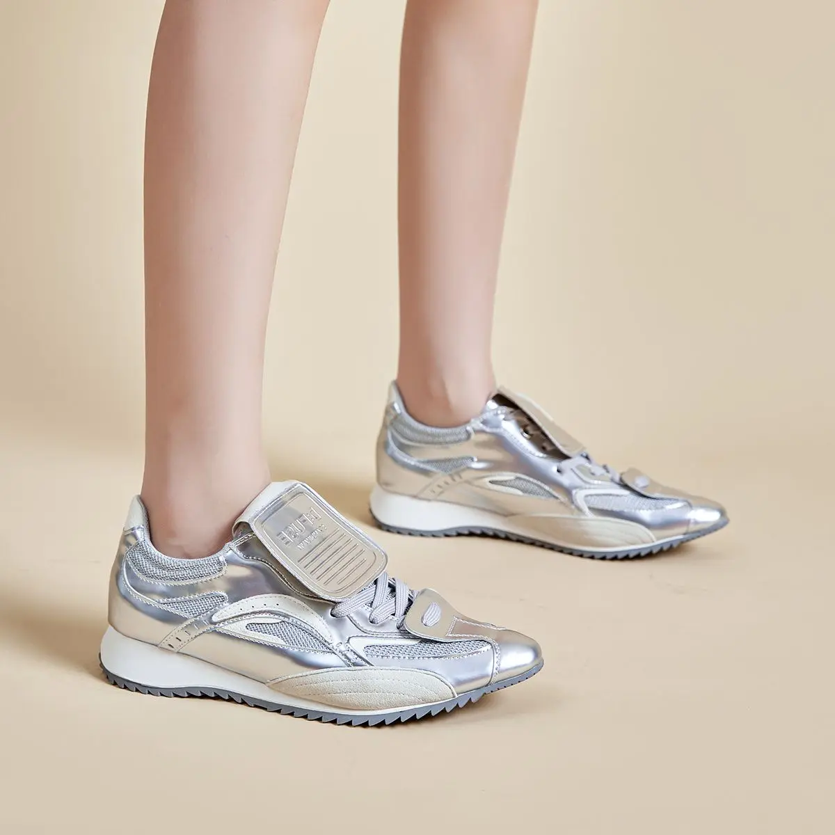 2025 Summer Hot New Outdoor Breathable Wearable Hiking Shoes Hiking Mountaineering Casual Shoes Very Good