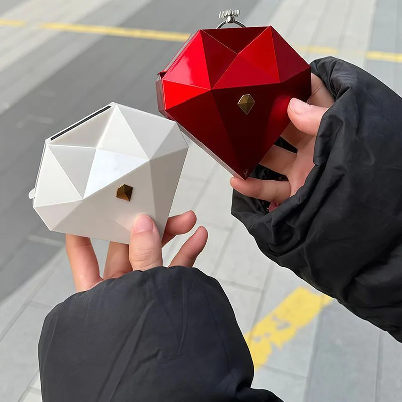 

Бархатная коробка для демонстрации ювелирных изделий в форме сердца, коробка для хранения колец, аксессуары для обручальных колец, коробки-органайзер, подставка для подарков на день Святого Валентина