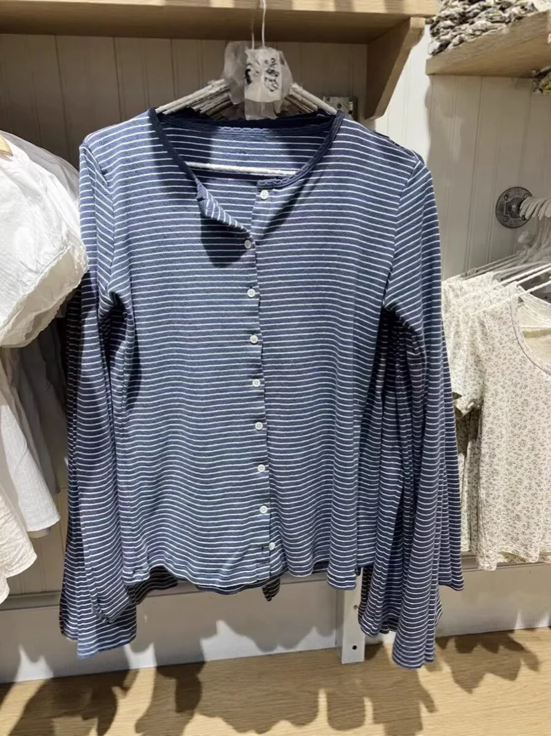 blue white
