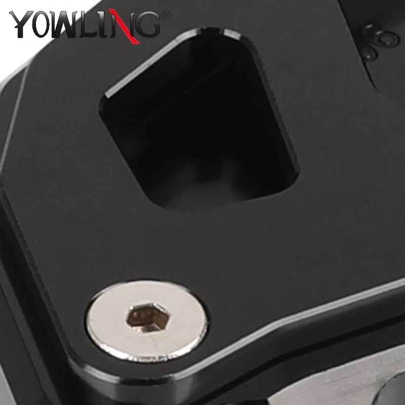 

ADV350 Motorcycle Rear Wheel Oil Pipe Decorative Cover Ignition Coil Protector Cover For Honda Adv350 2022-2023-2024-2025-2026