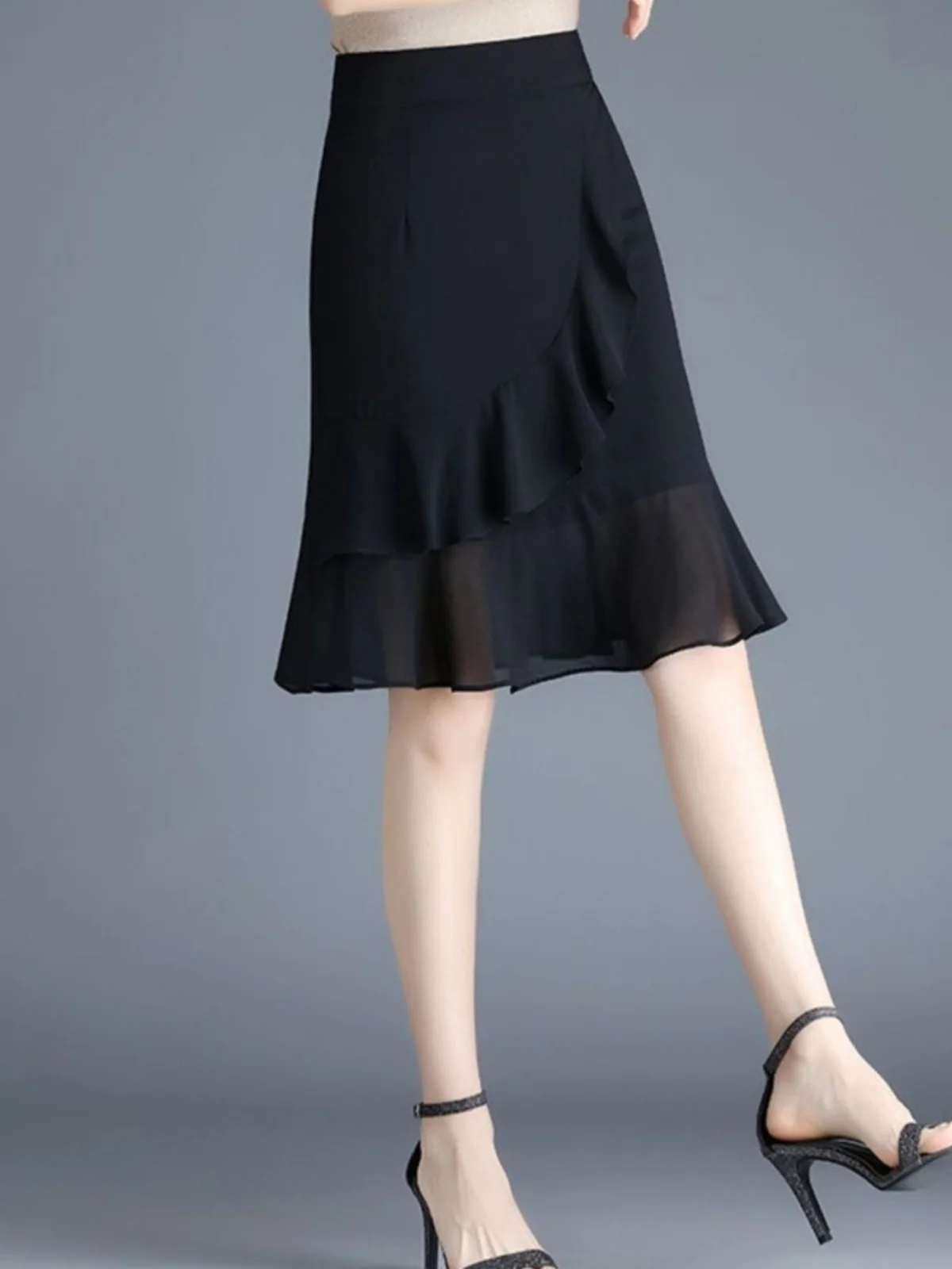 

Черная шифоновая юбка женская летняя тонкая с завышенной талией А-силуэта, облегающая, средней длины, с эффектом стройности