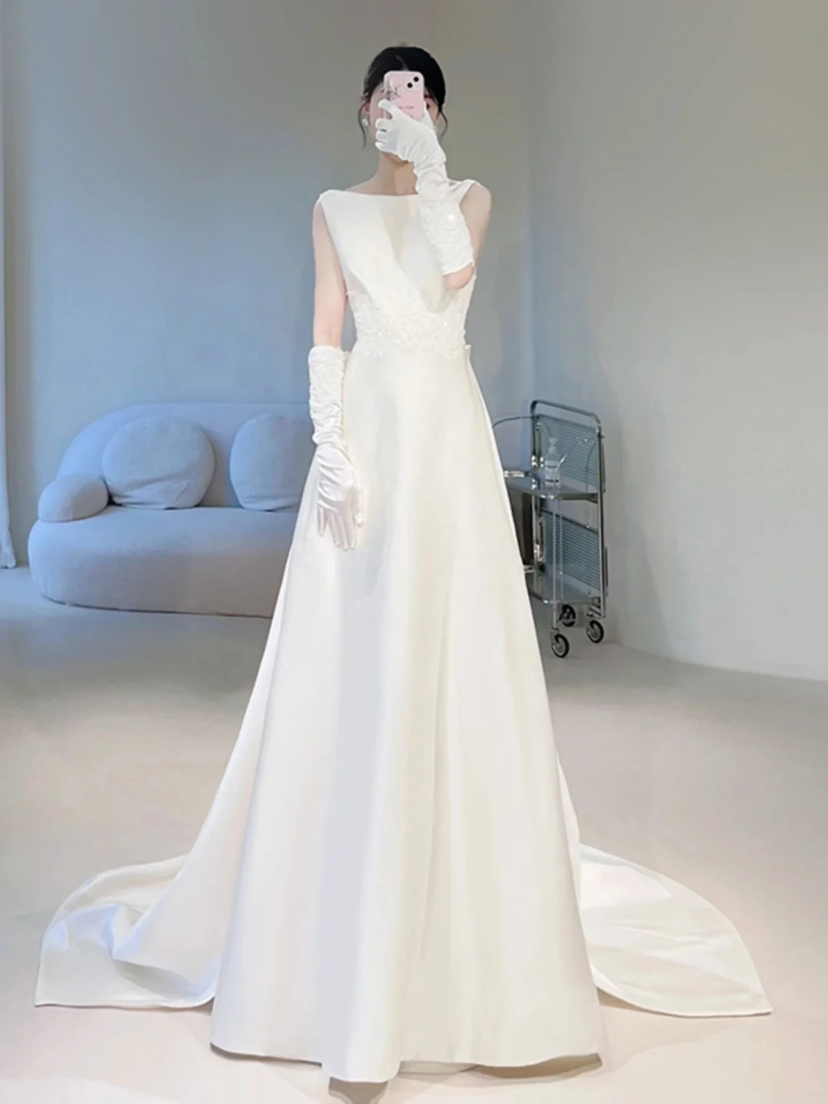 

Шелковое атласное свадебное платье 2025 года: новое, простое, в стиле ретро, класса люкс, в лесном стиле, с небольшим шлейфом, для выхода на церемонию