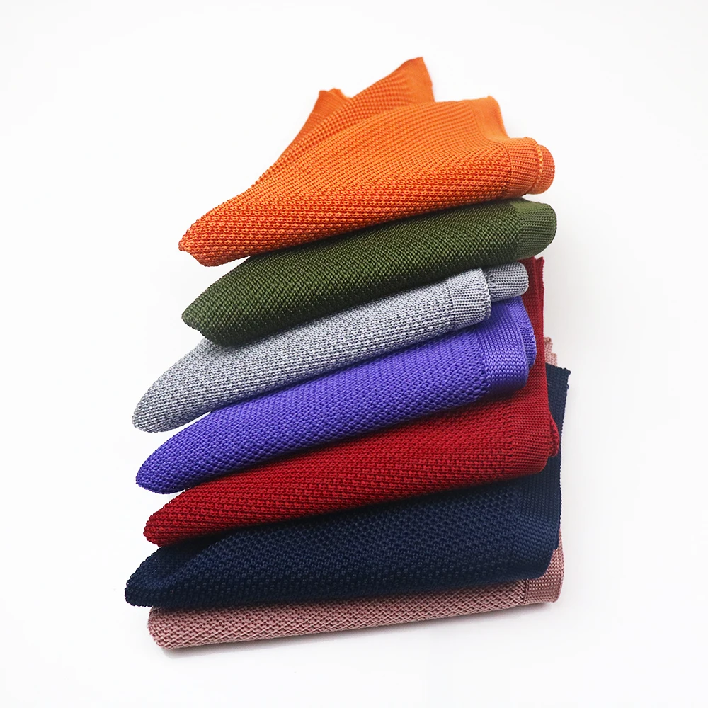 2025 Design invernale da uomo lavorato a maglia fazzoletto da taschino kaki bianco tinta unita fazzoletto da sposa accessori per abiti da sposo fazzoletto quotidiano