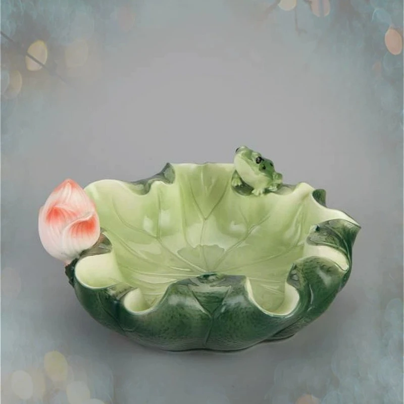 2026 New Premium Elegant European Lotus Ceramic Ashtray, Large Multifunctional Office Study Desk Decor, Minimalist Home Ornament