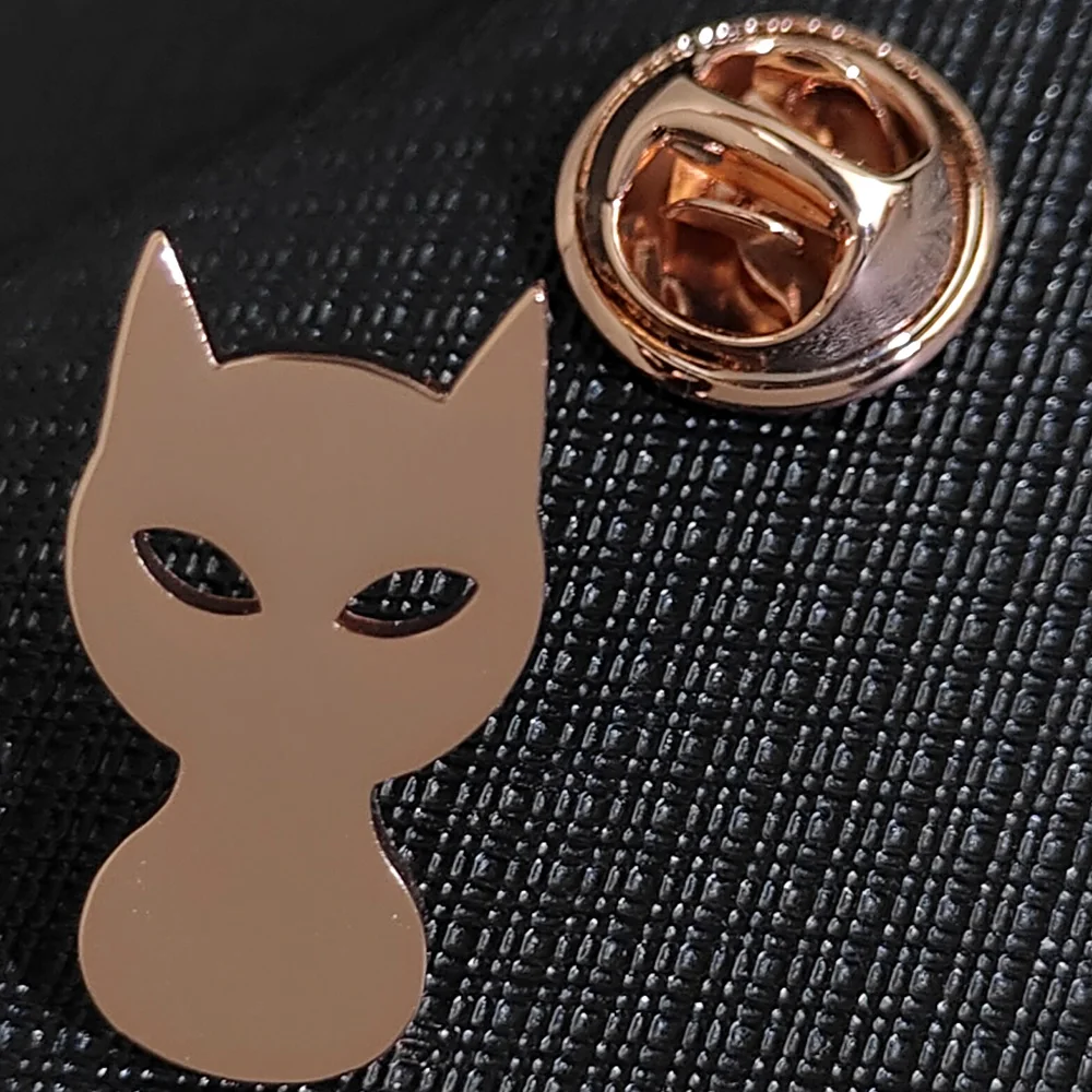 Skull stainless steel badge, camera gold plated men\'s lapel pin, fishtail collar pin, eagle brooch, party favor