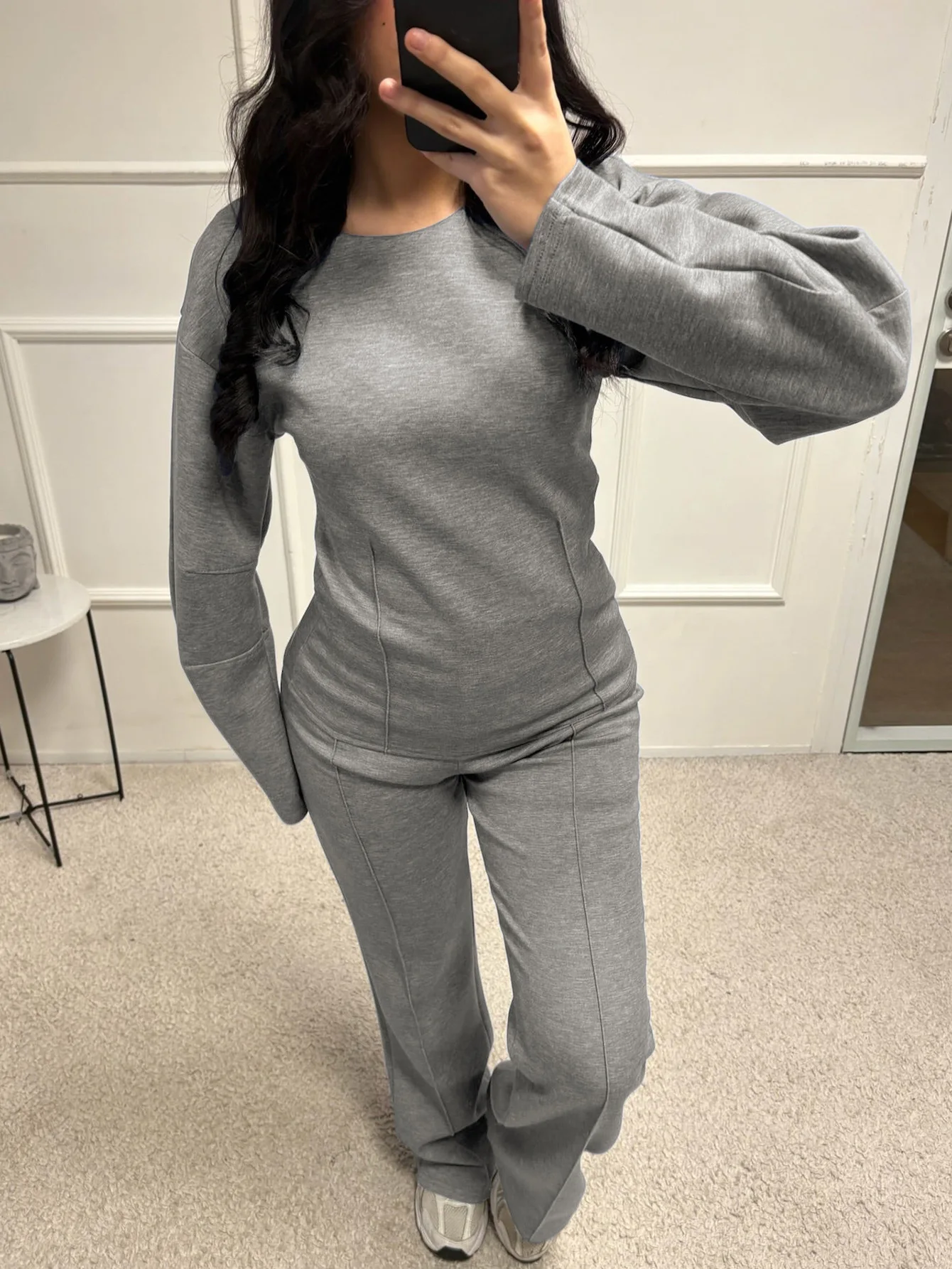 2025 الملابس النسائية مطابقة مجموعات بانت عارضة أزياء تي شيرت وسراويل قطعتين مجموعة