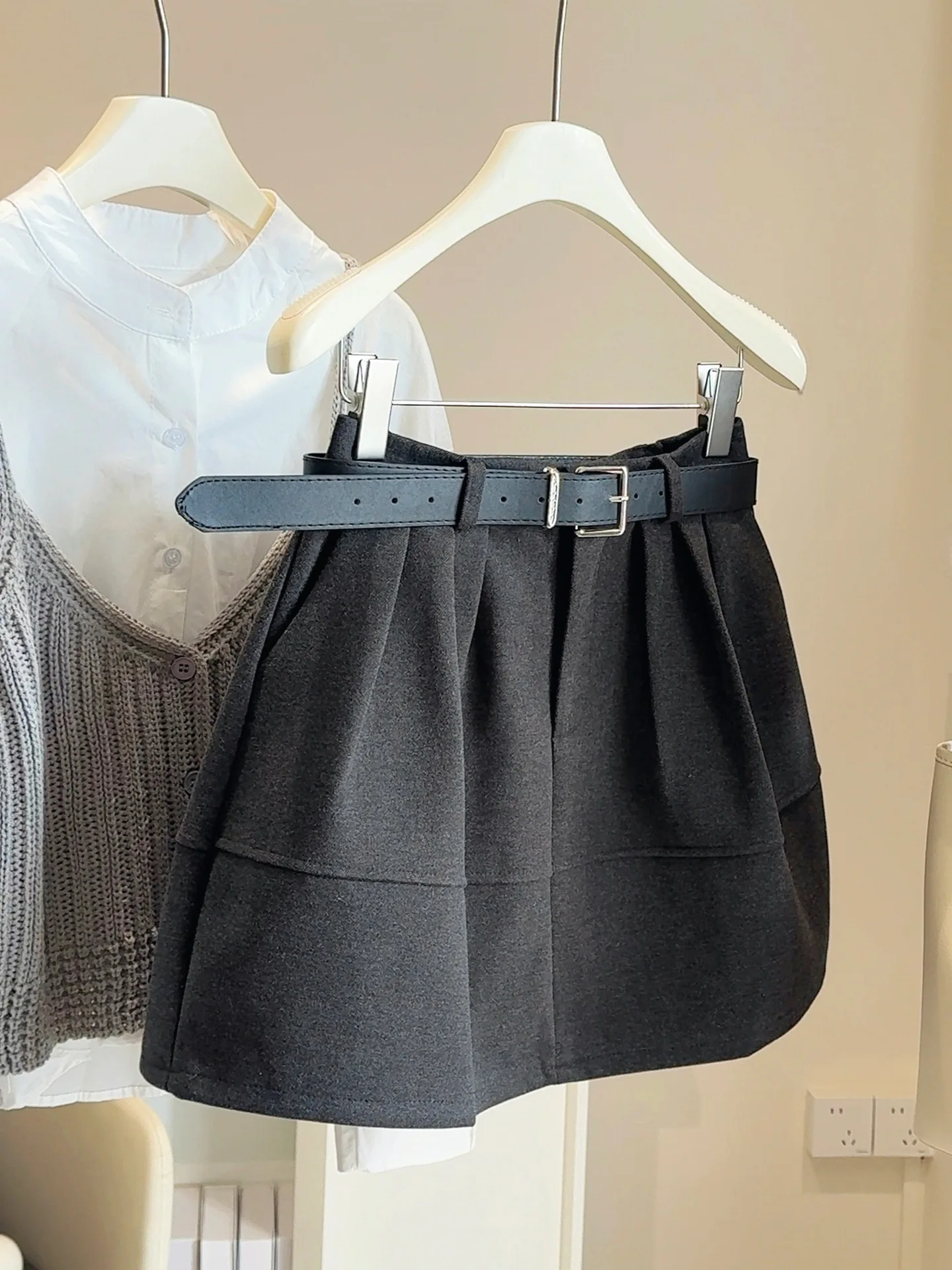 Puszysta spódnica Mao, damska spódnica w kształcie litery A, nowa spódnica wyszczuplająca z wysokim stanem na jesień i zimę, spódnica w kształcie pączka lampionu.