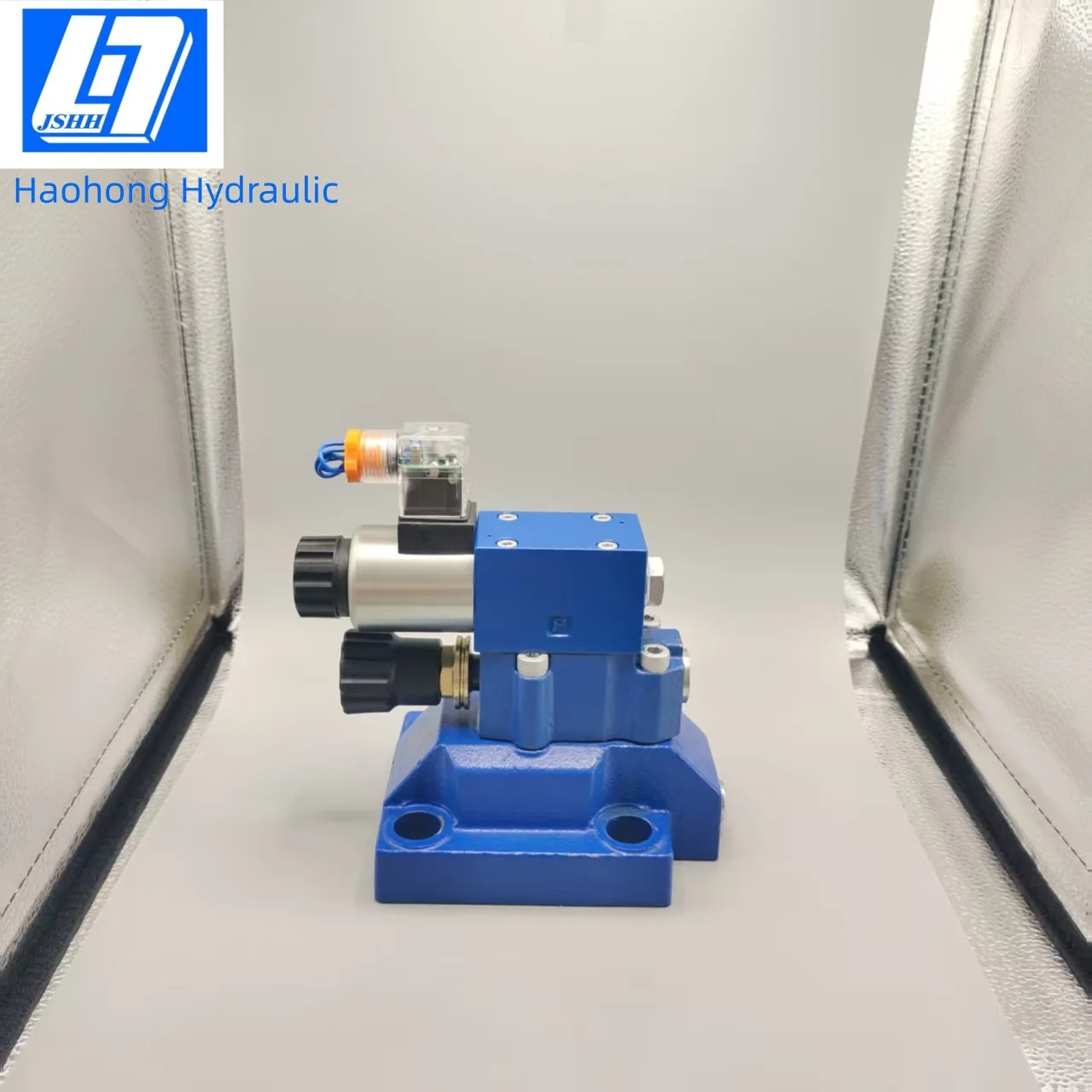 

Haohong DBW30 Hydraulic Pilot Operated Pressure Control Valve (Pressure Relief Valves) 315bar 650L/MIN SUBPLATE Port 1 Year