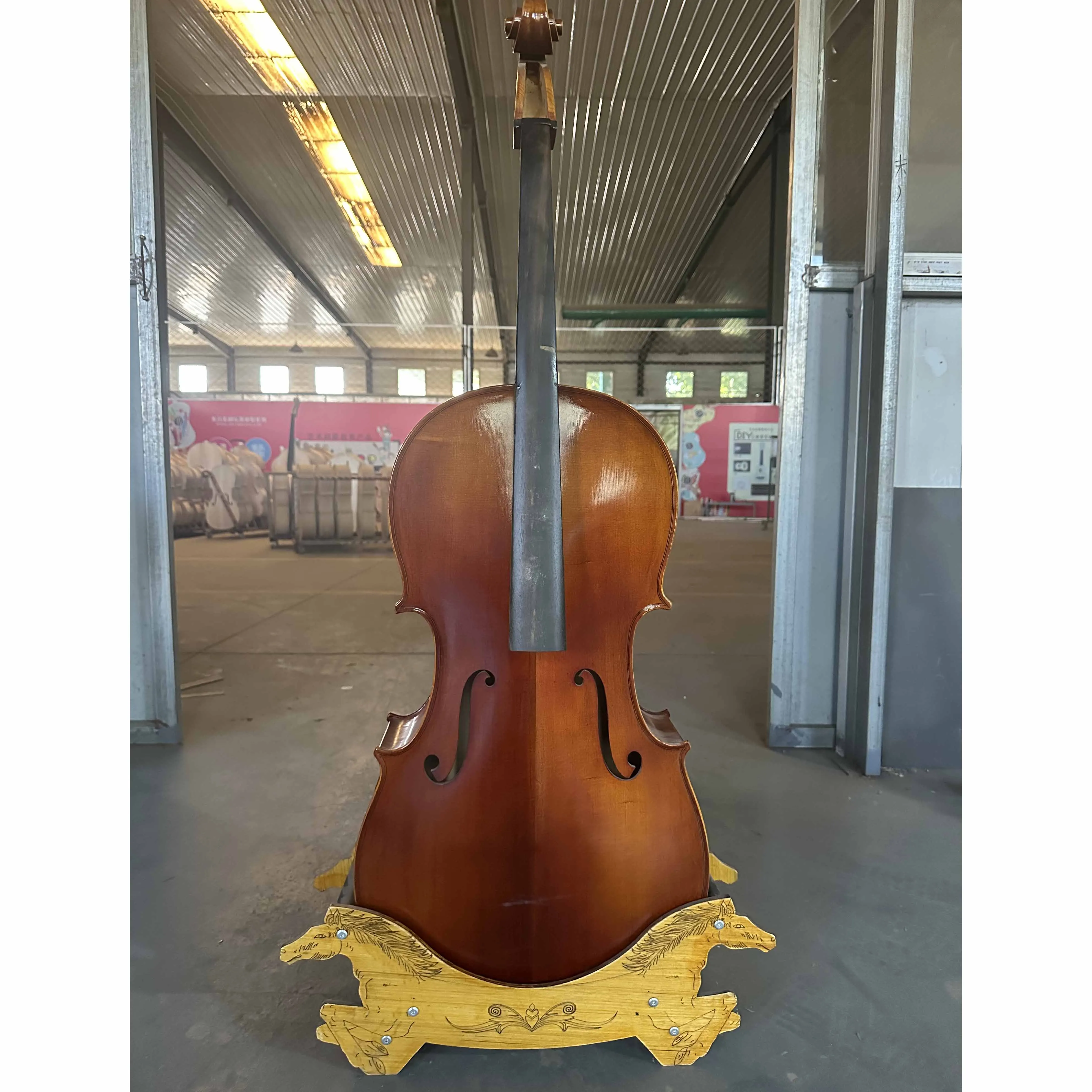 Inventory of full-size cello with minor defects. 4/4 cello, only one, cautious for those who pursue perfection