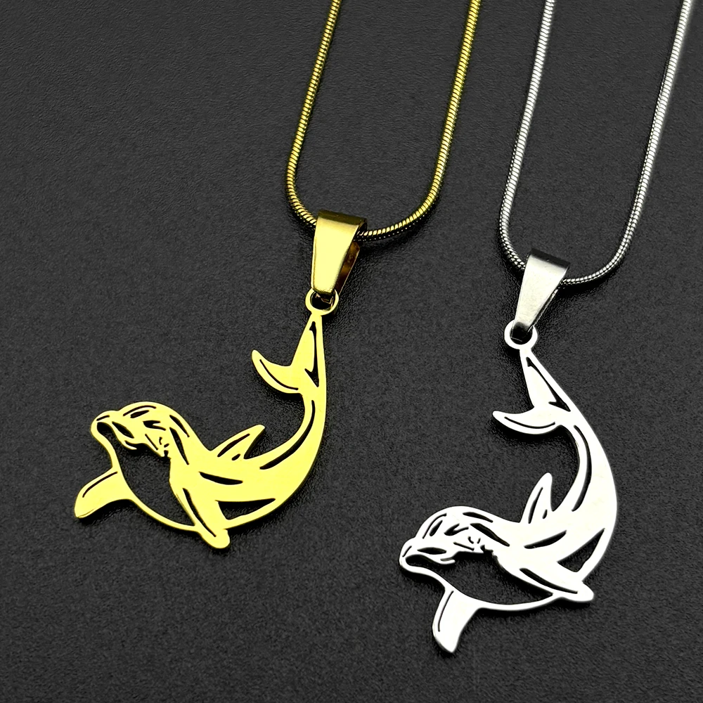 Springende Delfine Figur-Kette für Damen und Herren, Edelstahl, goldfarben, Meereslebewesen, niedlicher Anhänger, Halskette, Schmuck, Geschenke – Detail 4