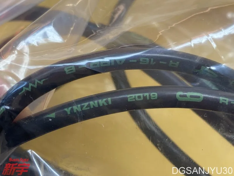PAJERO V33V63V73V75V65W PAJEROSPORT K96K99K86W 6G72 6G74 CABLE SET,SPARK PLUG MD371794 CHINA