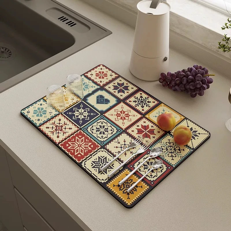 VIKAMA Tropical Giraffe Toucan Kitchen Mat for Sink Counter Drainage Drying Pad Table Placemat Washable Aesthetic Home Decor