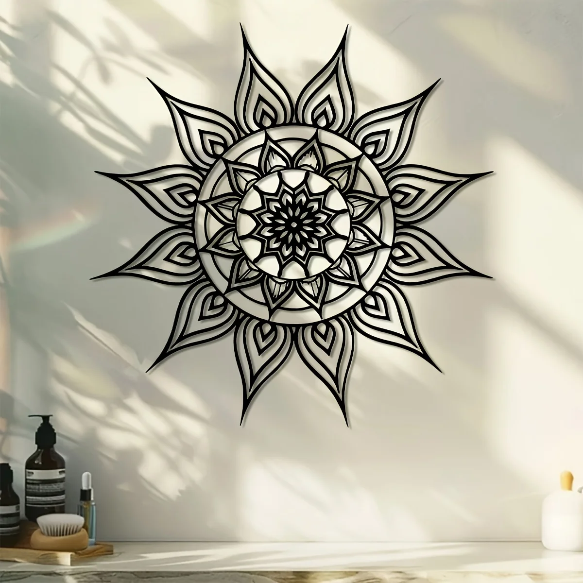Brand 2D Flat Black White Sun - مراجعة Home Decor Brand وسعره