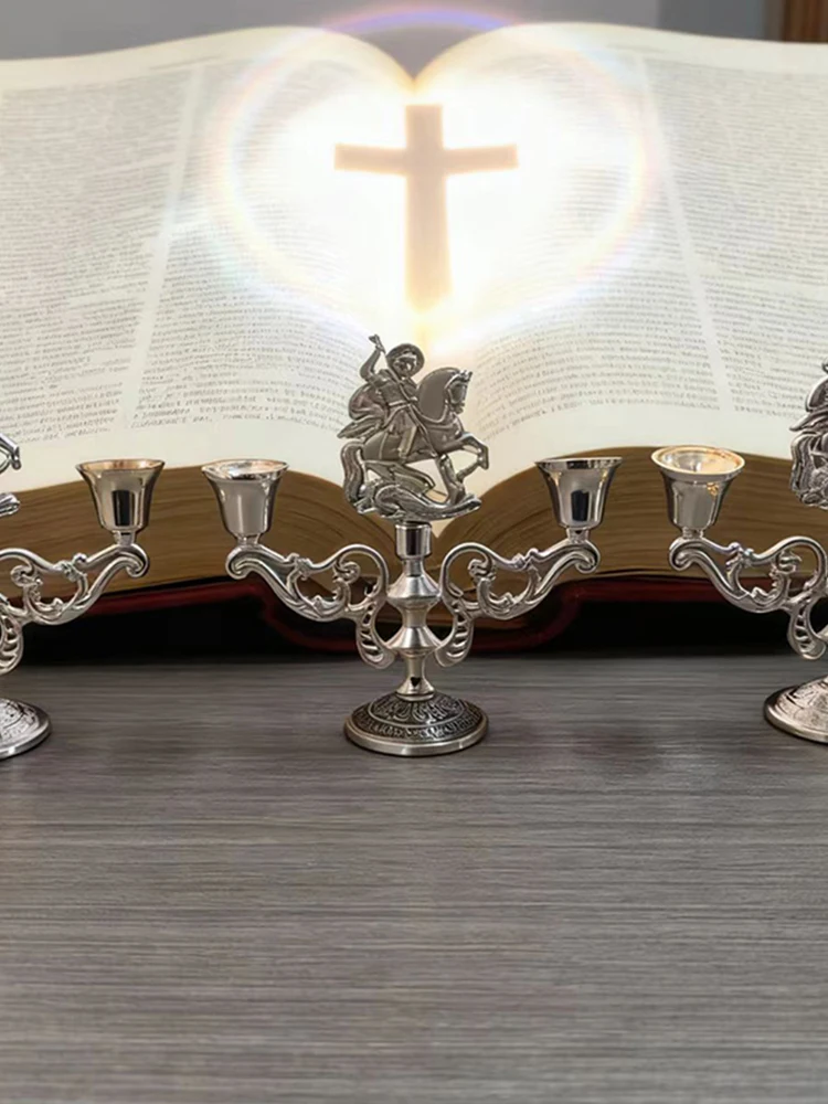 Neuer dreifarbiger St.-Georgius-Altar-Kerzenhalter mit Doppelbechern für Kirchenliturgie, Gebet, religiöse Andacht, christliche Dekoration, Geschenk – Detail 3