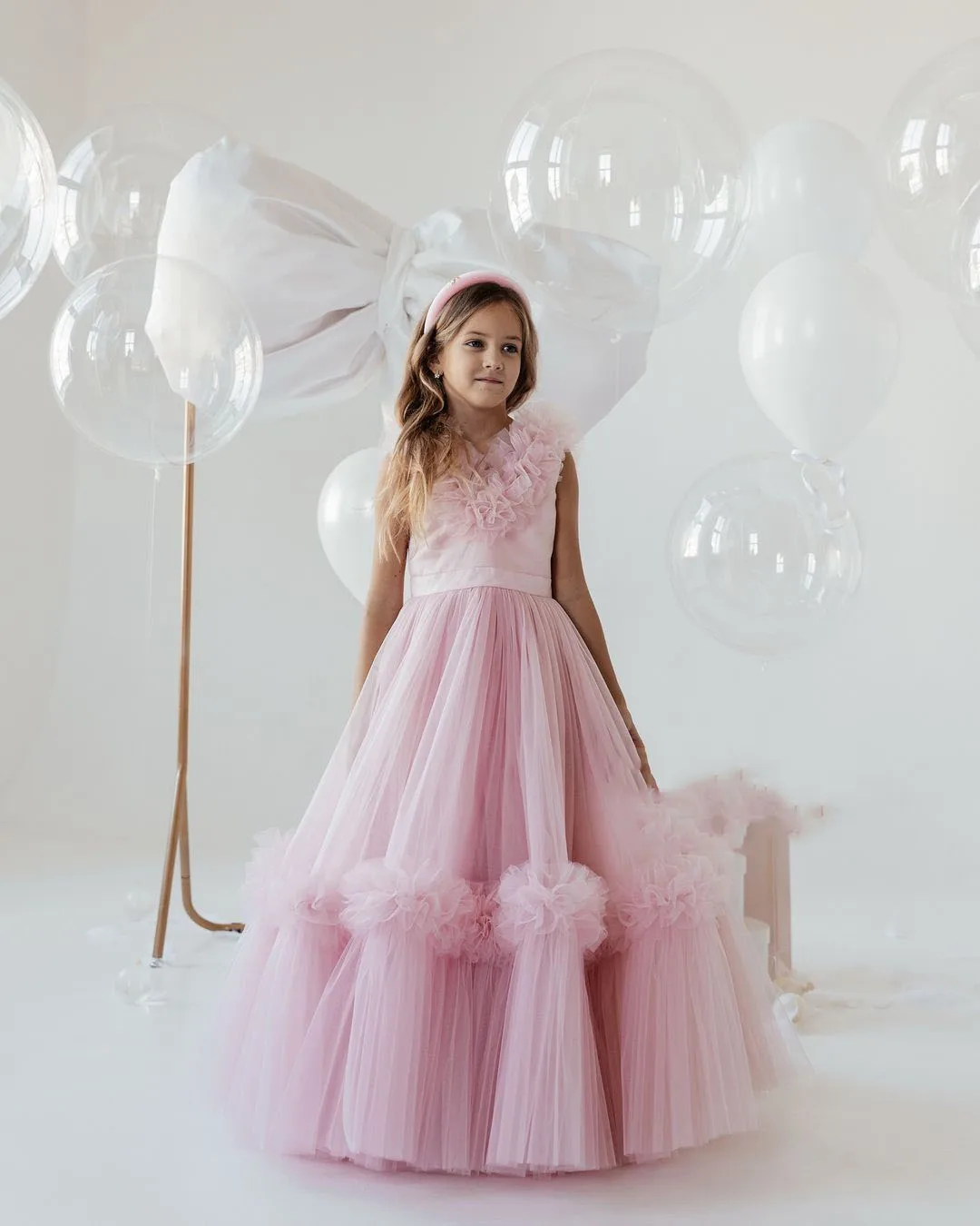 Abito da ragazza di fiore rosa per matrimonio Tulle gonfio Lunghezza pavimento Principessa Abiti da ballo per prima comunione personalizzati per feste di compleanno per bambini