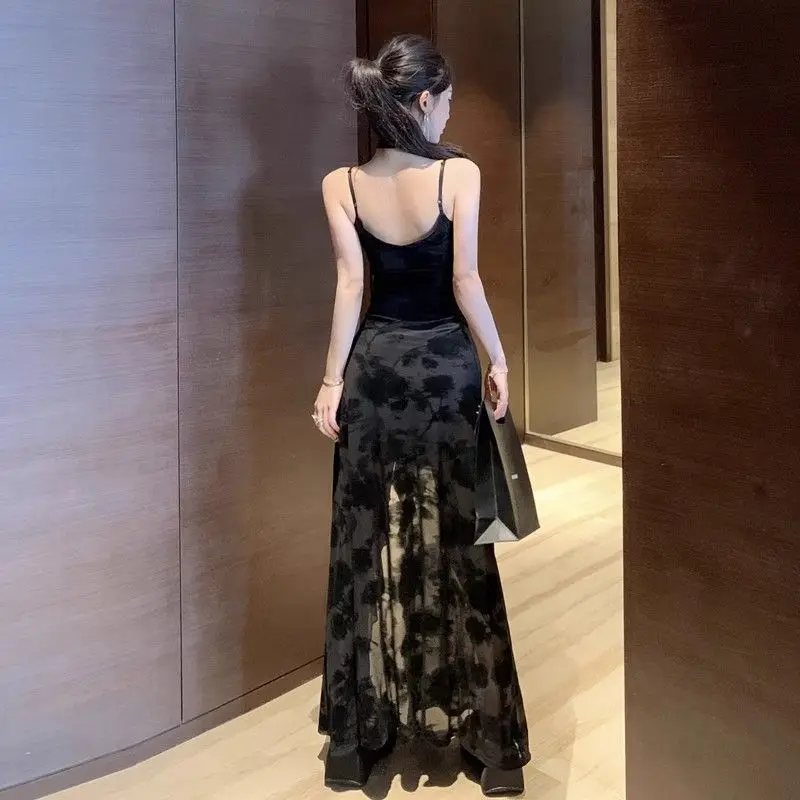 Vestido Halter de Jacquard de encaje negro para mujer Y2K, vestido Sexy de verano con abertura de longitud media y cintura alta con tirantes finos, vestido ajustado con camisola 2025