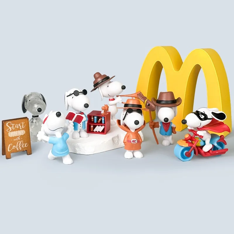 

6Pcs Snoopy Cartoon Dolls Decoration Anime Action Figures Q Figurals Car Desk Decoration Model Children Christma Birthday Gifts