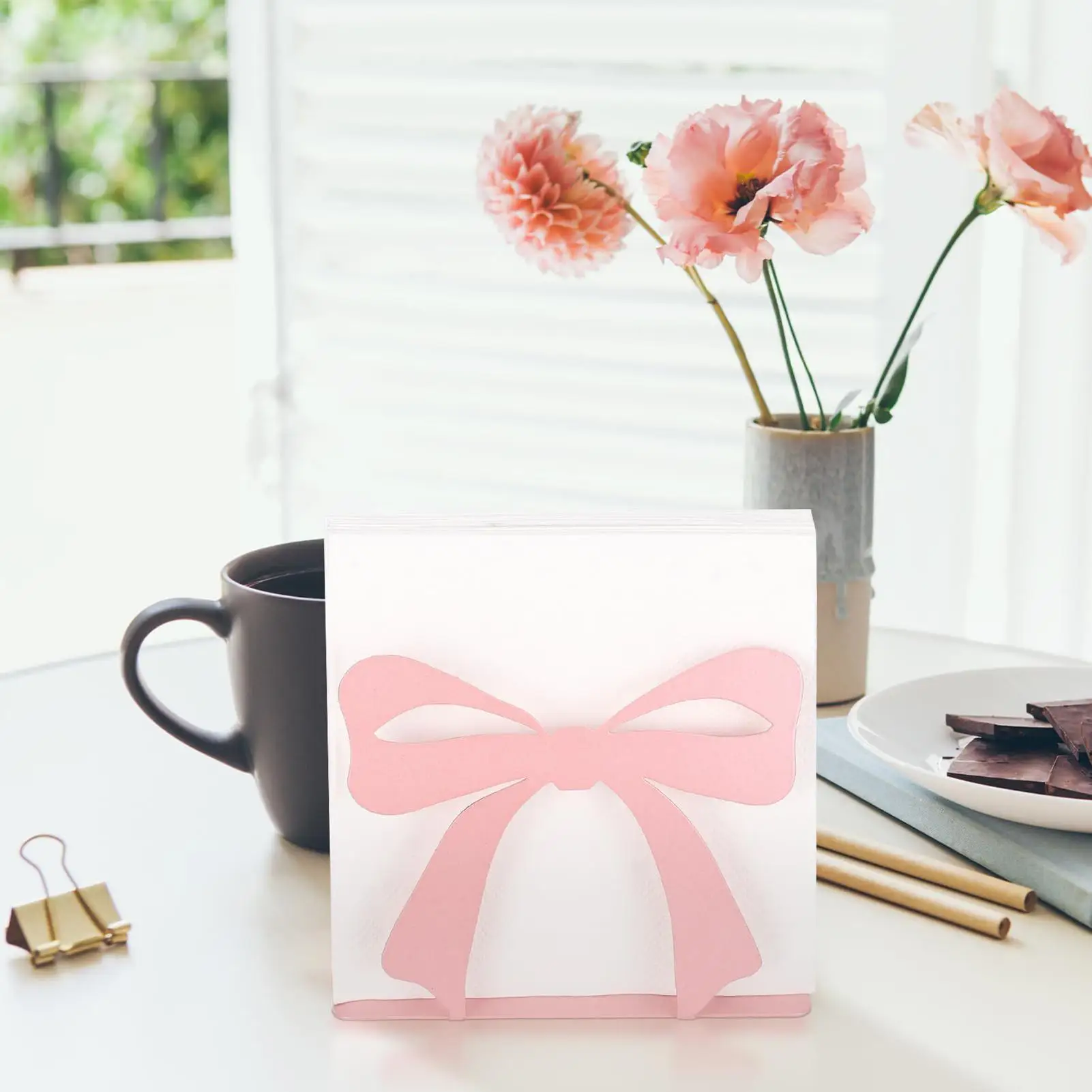 Bow Napkin Dispenser Metal Vintage Kitchen Decor Elegant Napkin Holder for Home Dining Bar Party Farmhouse Wedding Desktop