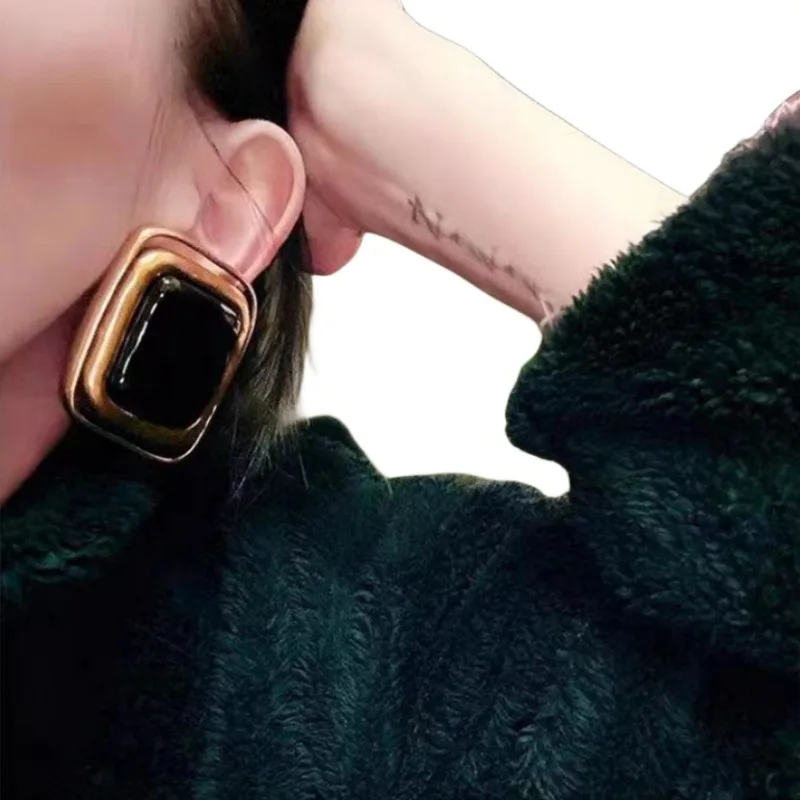 Fashion Jewelry Vintage Temperament Big Square Earrings For Women Gifts Exaggerative Ear Accessories 2024 Trend New