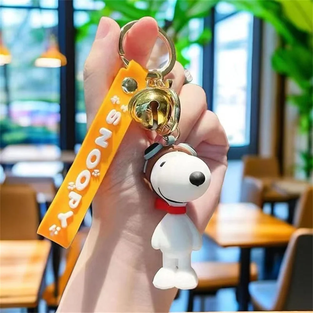 Miniso Cartoon Snoopy Keychain Charlie Doll Pendant Car Small Pendant Girl Mood Couple Small Gift Christmas