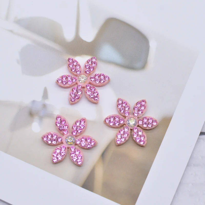 30Pcs Sew-On DIY Patch Cute Flower for Clothing Colorful Appliques Stick on Clothing Hair Clips Pearl Rhinestone Accessory