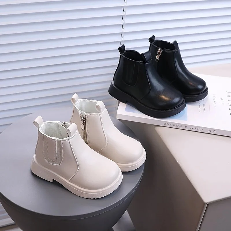 

Kids Short Boots Solid Color Versatile Boys Girls Chelsea Boots British Style 2025 Autumn New Children Ankle Boot Soft Bottom