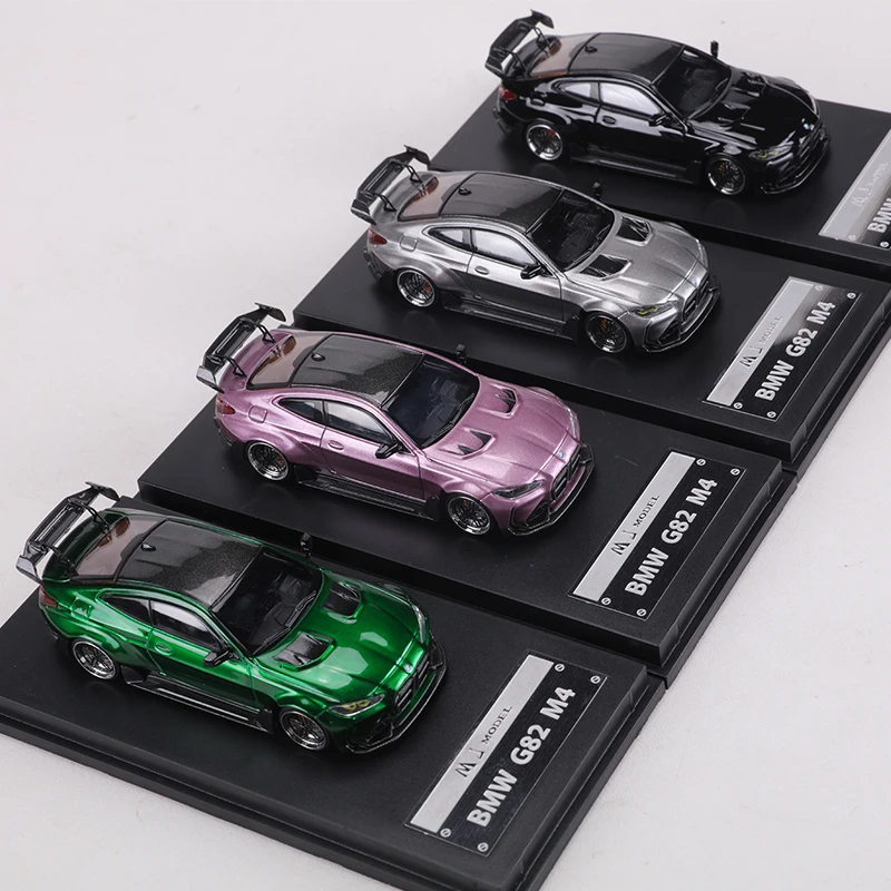 MJ 1:64 G82 M4 Alloy Model Car Simulation alloy casting car model toy collection display piece view 3