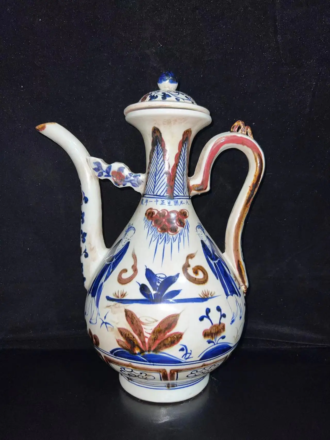 Rare Yuan Dynasty blue&red porcelain people teapot