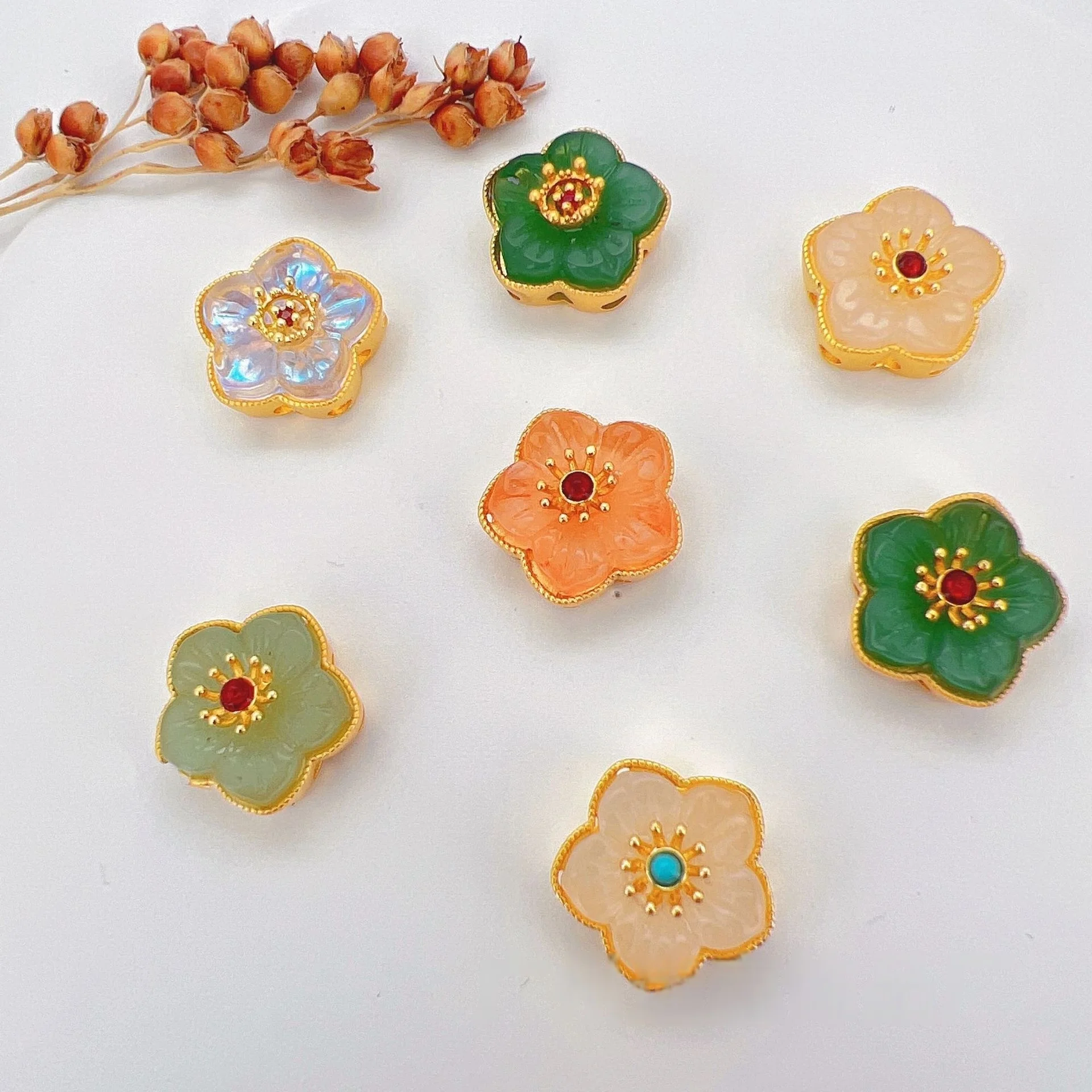 7pcs Copper Gold Plated Jewelry Making White Jade Flower Spacer Beads Handmade Beaded DIY Bracelet Necklace Accessorie Materials