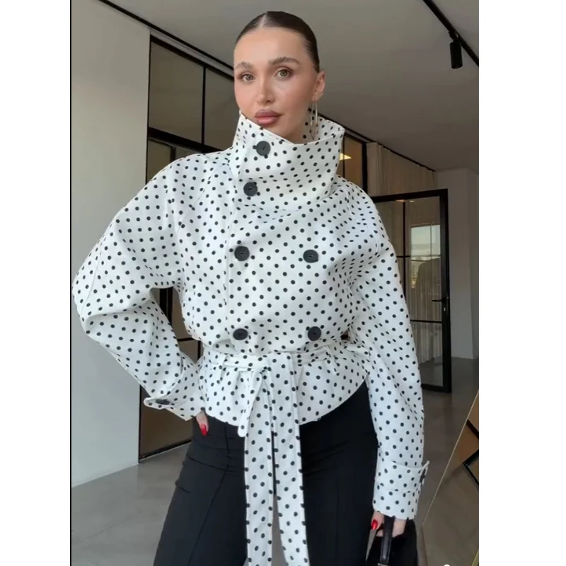 Women's Spring New Jackets Blouse 2026 Fashion Beige Polka dot Unique Youth Jackets Women's Street Chic Holiday Outerwear Coats