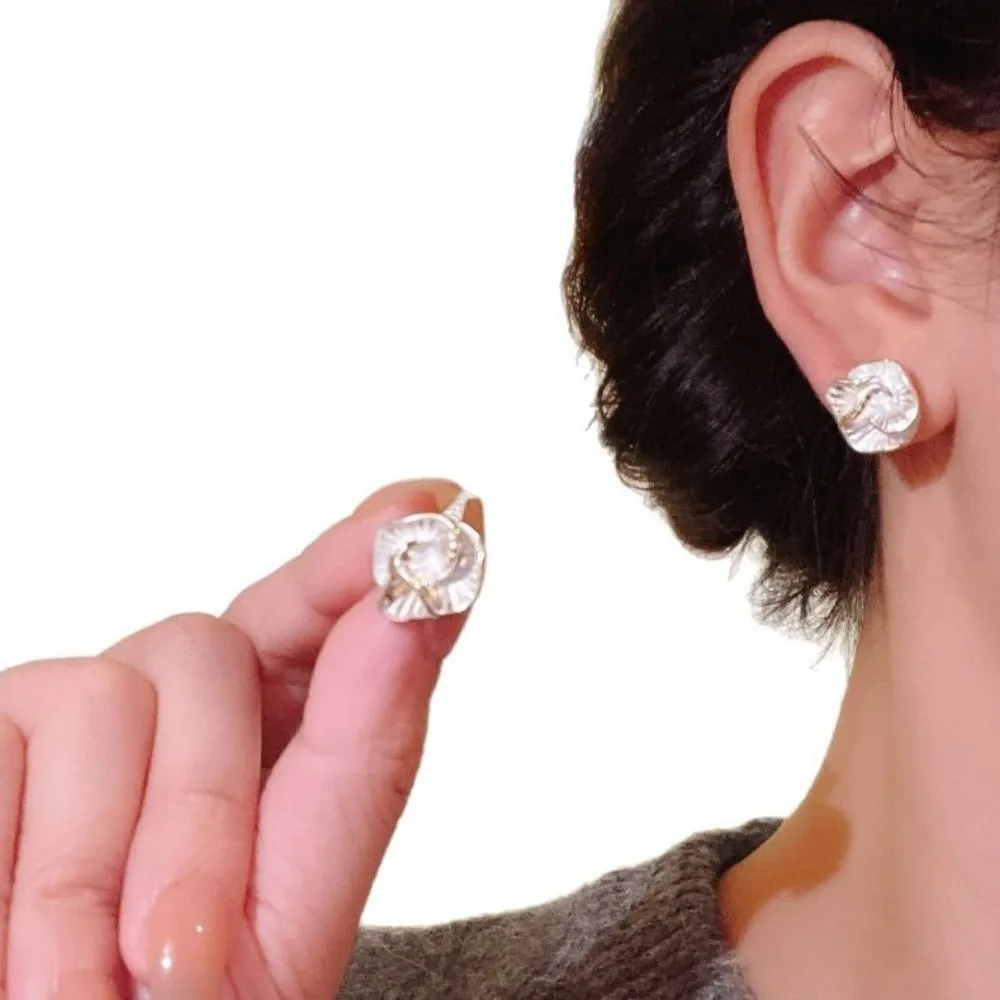 تصميم متخصص خفيف فاخر مزاجه فريد كاميليا وأقراط للنساء موضة هدايا مجوهرات معدنية بسيطة #5