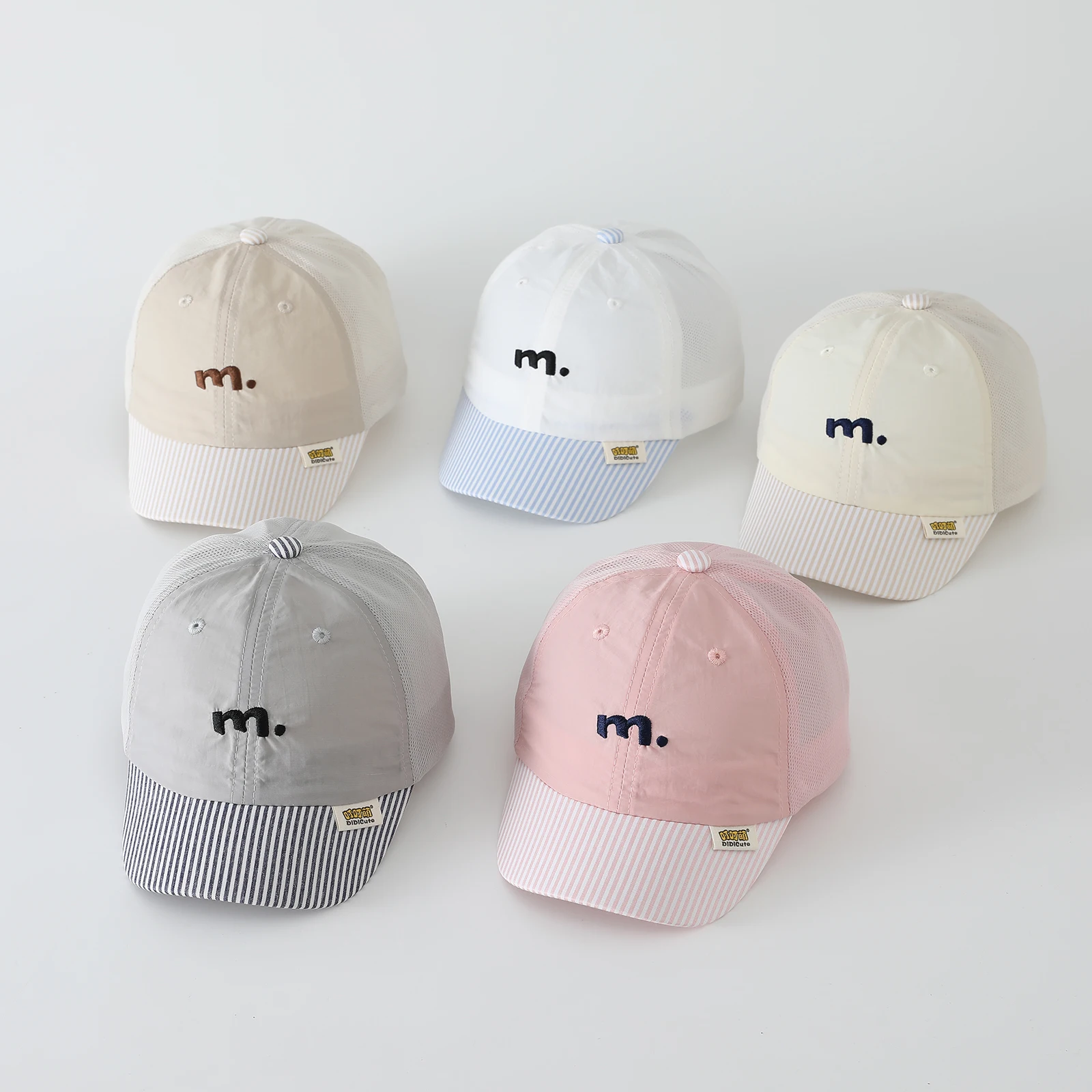 Children's Embroidered Letter 'M' Breathable Mesh Baseball Cap, Quick-Drying Stitched Striped Brim, Suitable for Summer Outings view 6