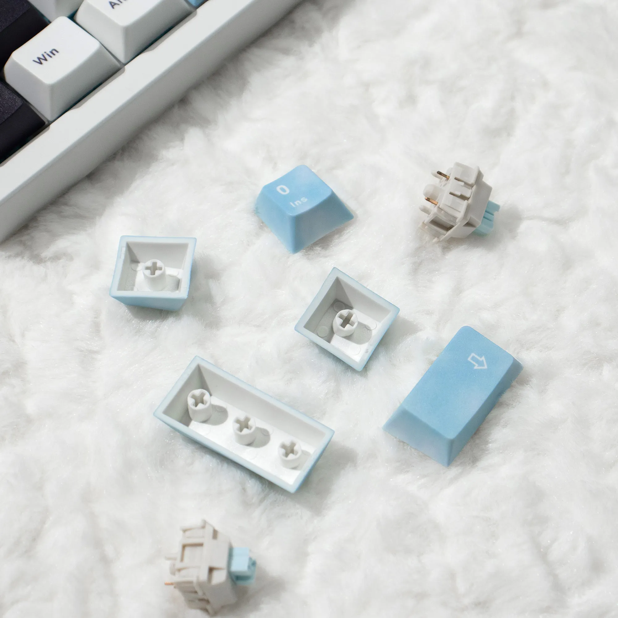 132 keys Blue Japanese Keycaps Cherry Profile Dye-Sublimate PBT Keycaps Custom keycaps for MX Switches Mechanical Keyboard kit