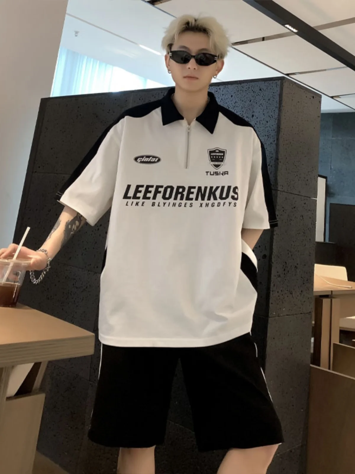 

Мужской комплект в университетском стиле: модный американский уличный костюм с молнией, короткими рукавами и шортами, бейсбольная форма.