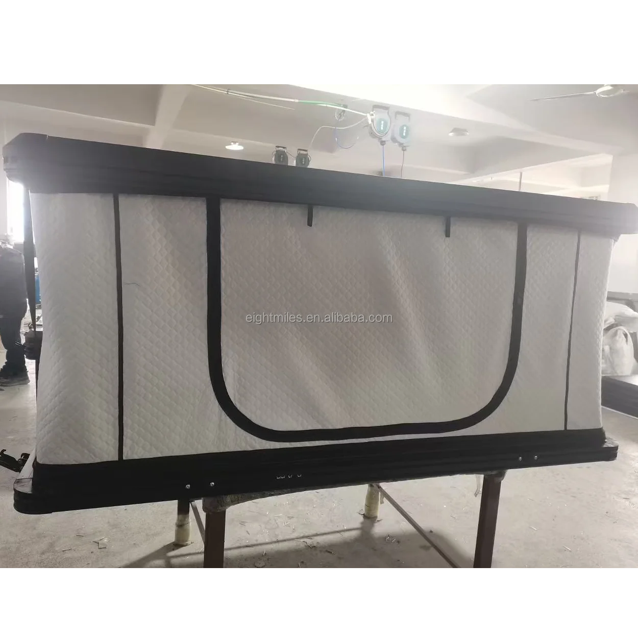 

Detachable Thermal Insulation Material Inner Insulated Tents for Winter Camping Rooftop Tent