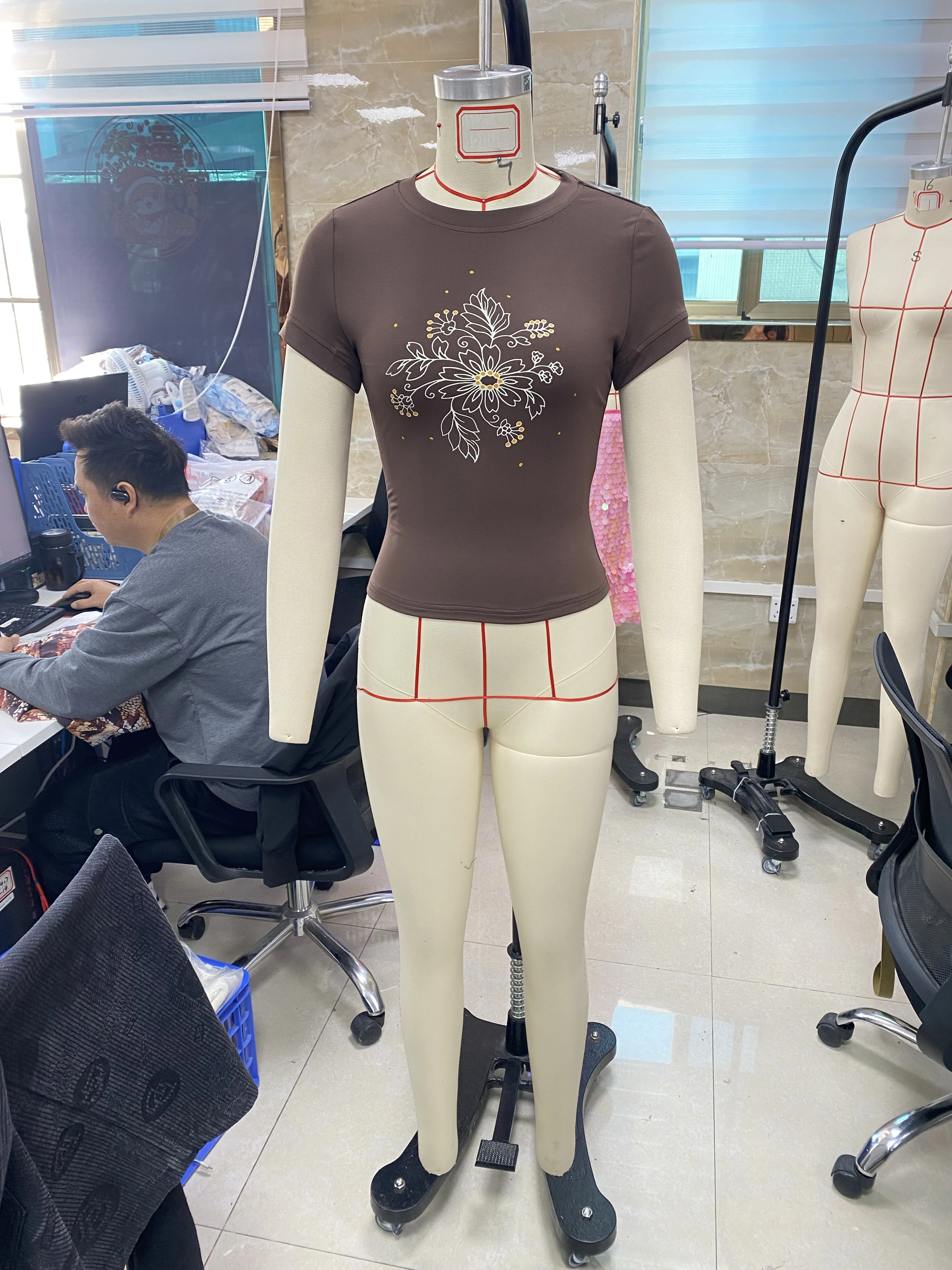 Women's Summer Slim Cropped Tops Retro Floral Print Short Sleeve Round-Neck Show Navel T-Shirt