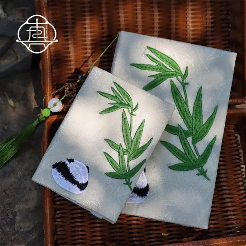 【Bamboe Bos Panda ��Originele Handgemaakte A5a6 Notebook Covers Beschermer Boek Mouw Vervaardigde Stof Producten Dagboek Omslag, In Voorraad