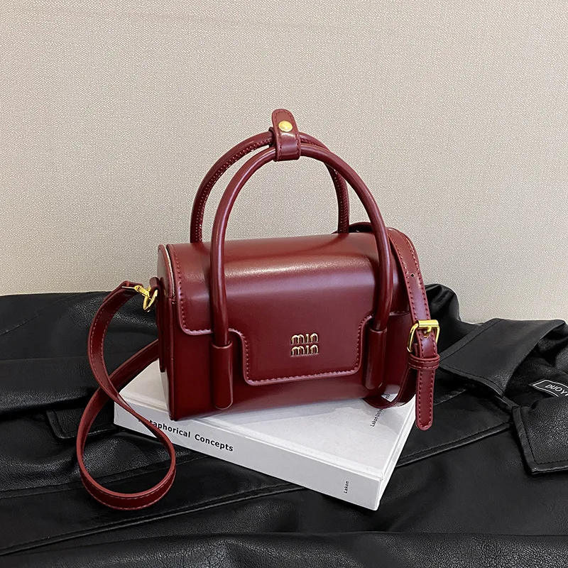 

Ladies' Small Handbag, High-End Small Square Bag, Women's Retro Crossbody Bag, Fashion Versatile Flip-Top Handheld