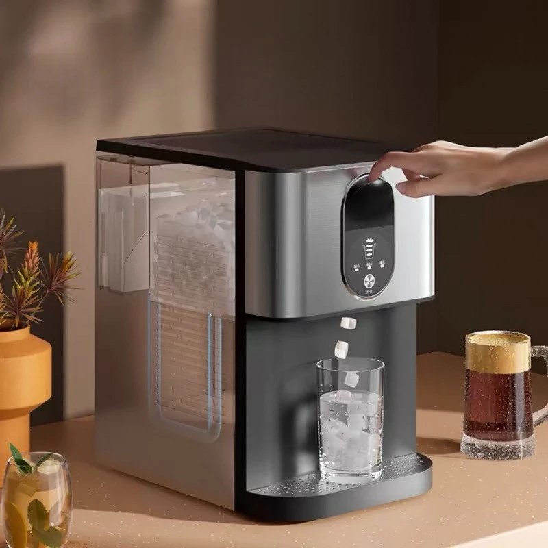 

Ice machine household small, good things to share, highly recommended