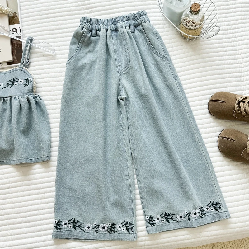2026 Summer New Hot Selling Soft Sticky Cowboy Flower Embroidered Strap and Pants Two Piece Set