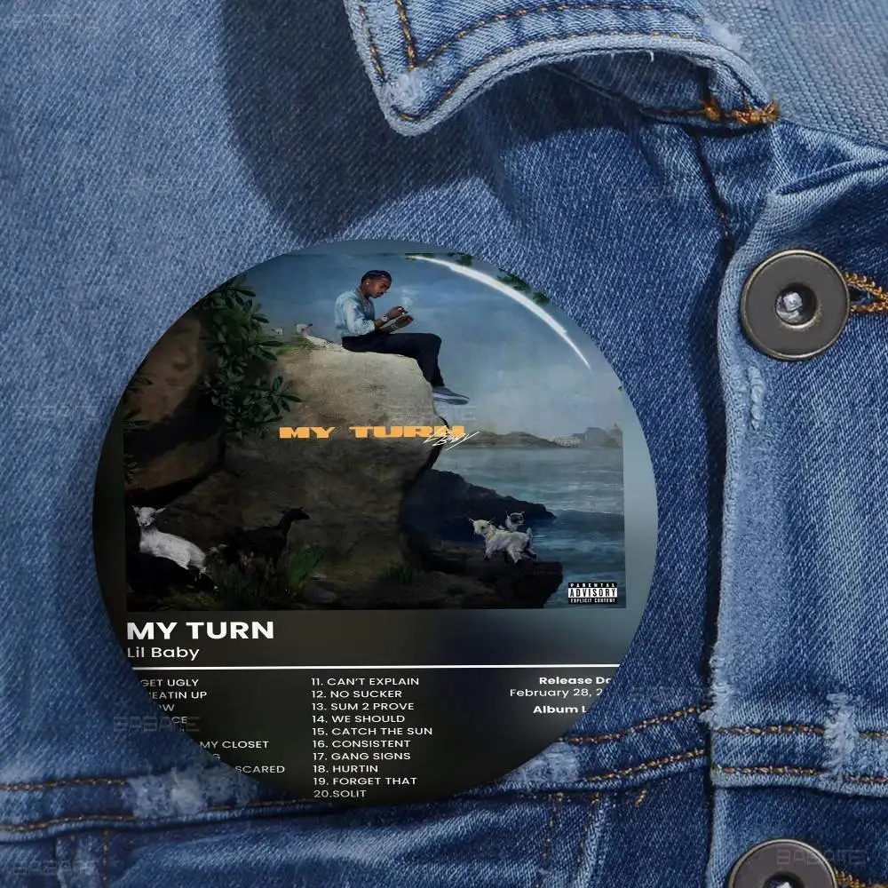 ألبوم موسيقى البوب الراب ليل الطفل لينة زر دبوس شارة معدنية مستديرة التلبيب دبوس أجزاء هدية أصدقاء طفل المجوهرات