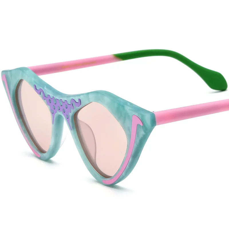 Niche art cat eye sunglasses polarized UV400 men\'s and women\'s fashion personality riding colored glasses sunscreen sunglasses