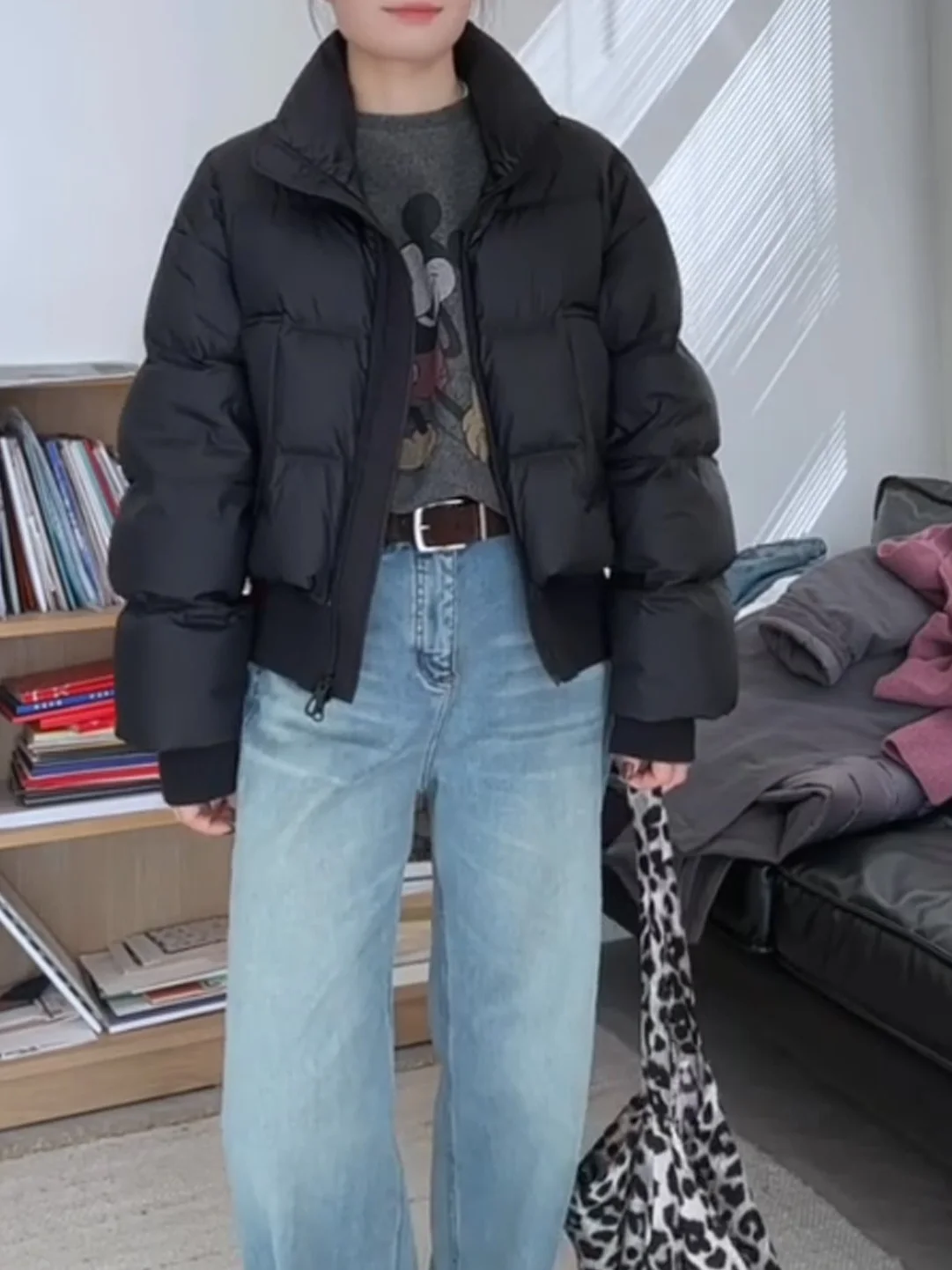 

Черная утепленная женская хлопковая куртка с воротником-стойкой в повседневном стиле, новинка 2025 года, модная, простая, универсальная, на все сезоны, верхняя одежда