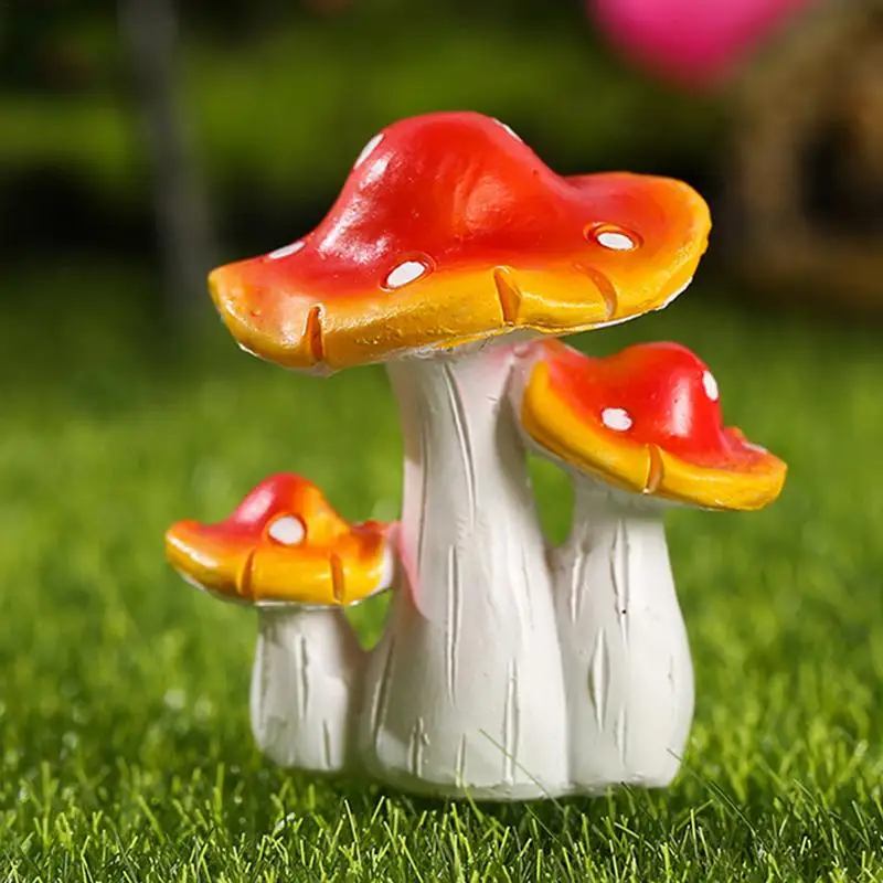 Mushroom Decorations Realistic Mushroom Figurines Lawn Garden Statue Fairy Garden Moss Landscape Ornaments Lawn Garden Statue