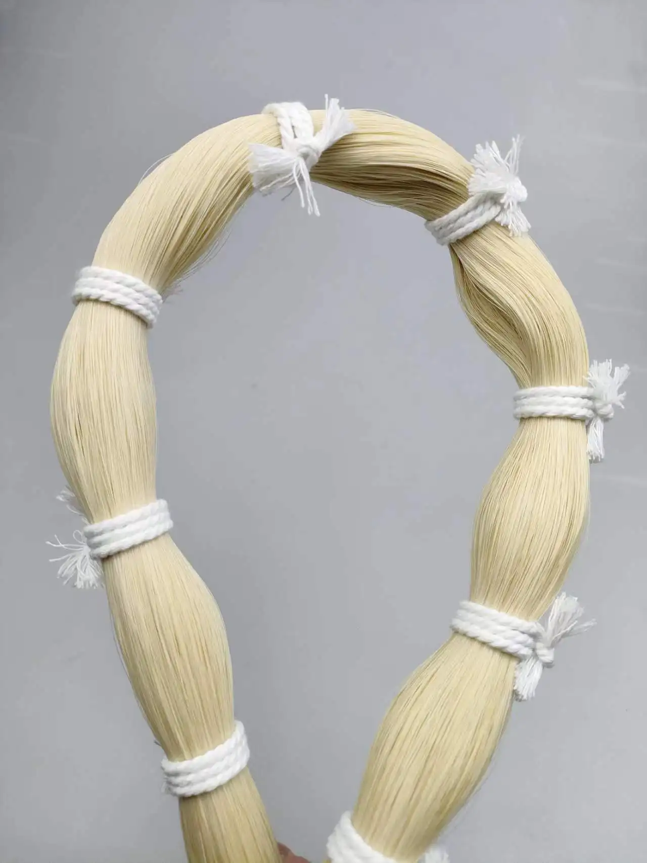 50 batidas de cabelo branco natural do arco do violoncelo do violino 82-85cm na cauda longa do cabelo