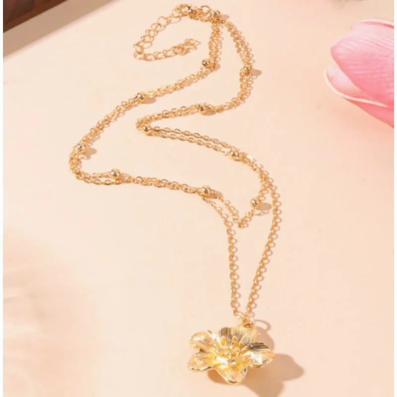 Double-layered Gold Flower Pendant Necklace Stackable Beaded Choker Fashiona Women's Jewelry Gift